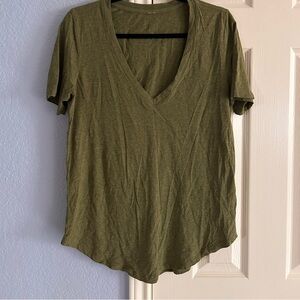 Love V-Neck by Lulu
